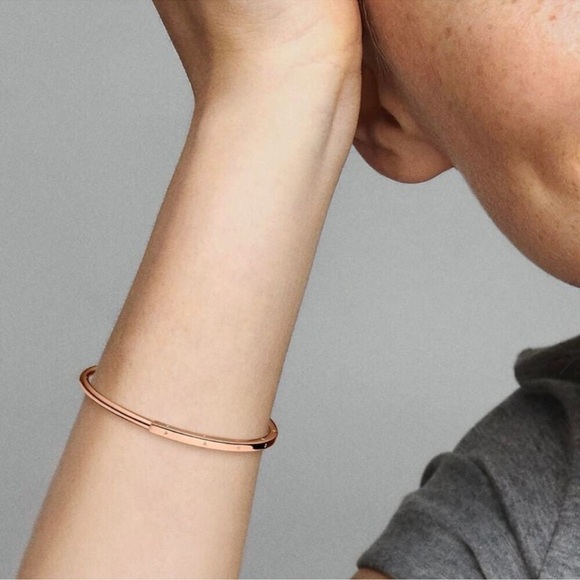 PANDORA Signature I-D Open Bangle - Rose Gold - Picture 3 of 15